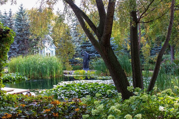 Wonderful Winnipeg: 3 Smartphone Audio Guided Walking Tours