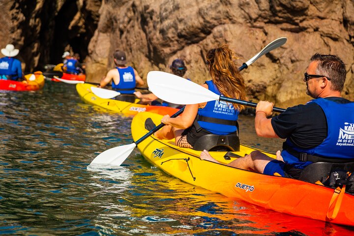 3 Hour of Sea Kayak Trip in the Creeks of Sete