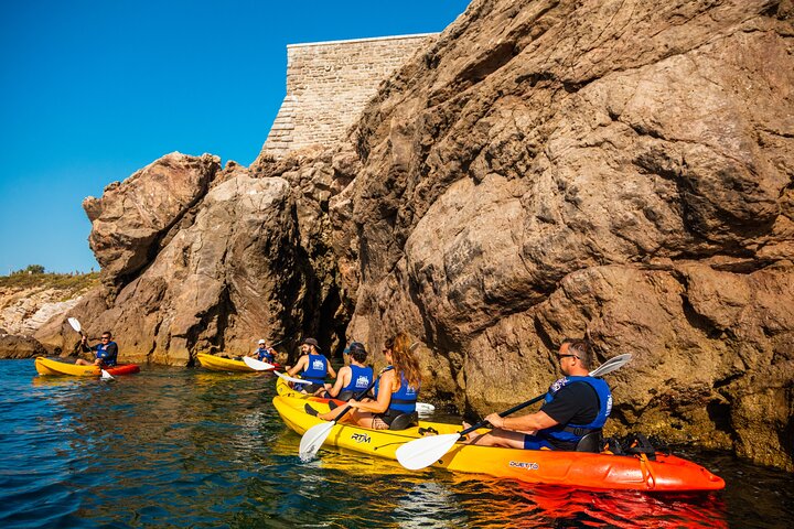 3 Hour of Sea Kayak Trip in the Creeks of Sete