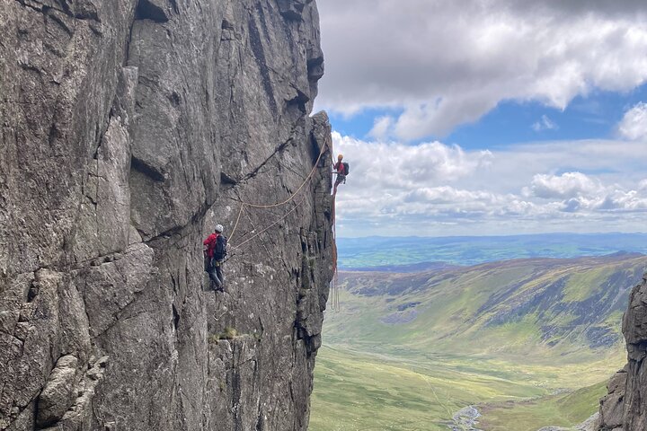 Rock Climbing & Abseiling in Snowdonia / on Anglesey