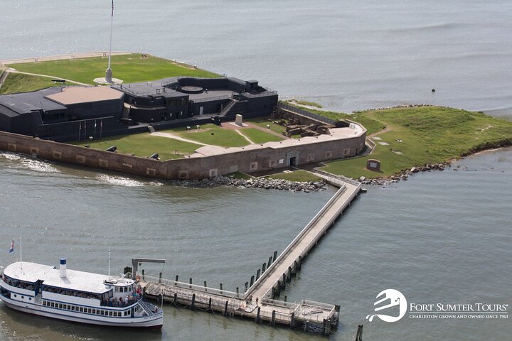 Fort Sumter Access and Self-Guided Tour with Roundtrip Ferry
