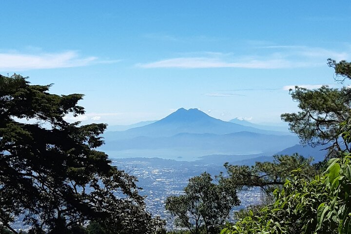 San Salvador Tour: Devil’s Door, Volcano, Slide & Historic Center