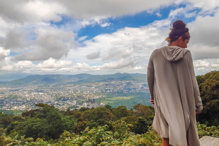 San Salvador Tour: Devil’s Door, Volcano, Slide & Historic Center