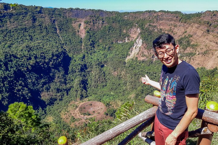 San Salvador Tour: Devil’s Door, Volcano, Slide & Historic Center