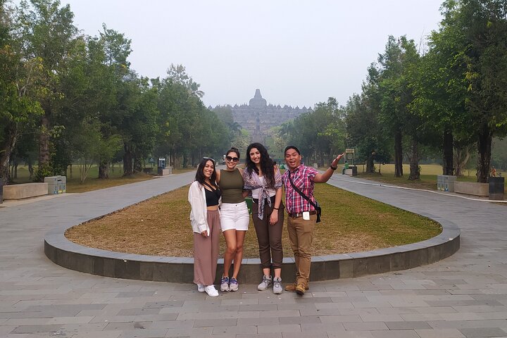 Borobudur Sunrise from setumbu Hill , Merapi Volcano & Prambanan Full Day Tour
