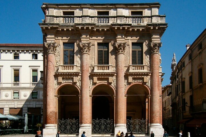 The story of Vicenza: Guided Half-Day E-Bike sightseeing Tour