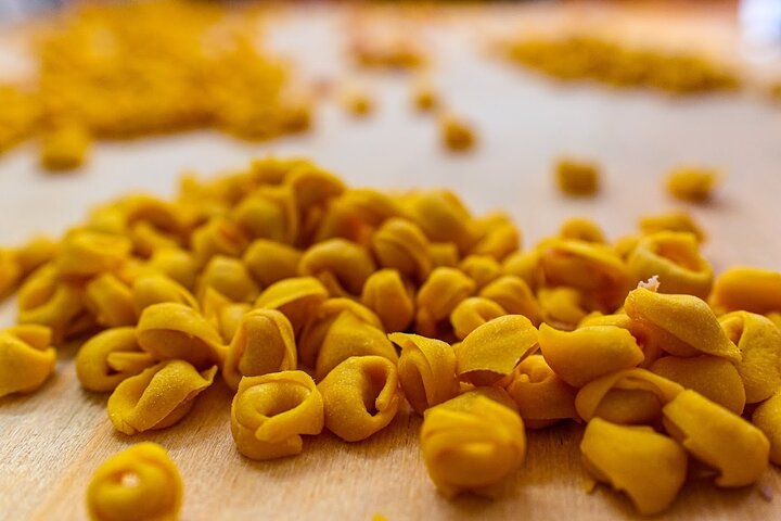Bologna Food & Market Tour with Local Dishes, Pasta, Wines & More
