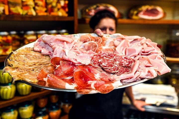 Bologna Food & Market Tour with Local Dishes, Pasta, Wines & More