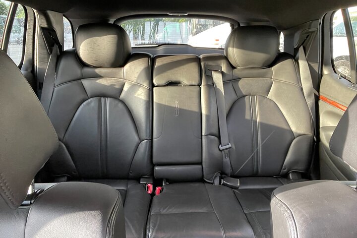 Port Canaveral to Orlando Airport MCO Luxury Sedan
