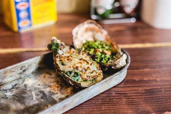 Dublin Historical Centre Food Tour with 7 Food Tastings & Drinks