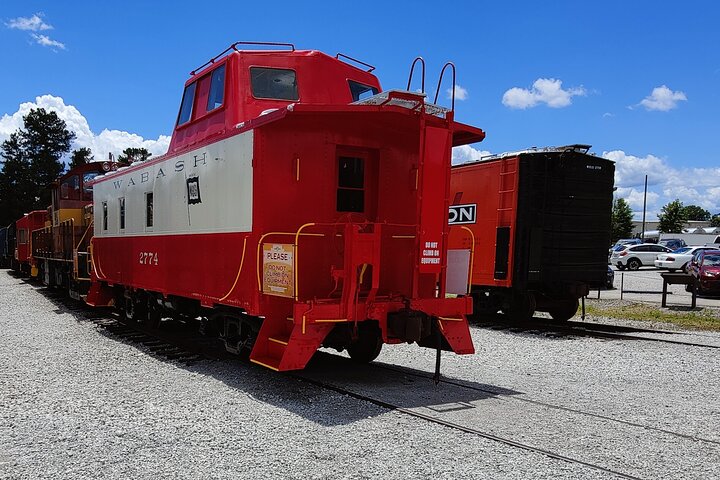 Derailed Adventure – Chattanooga Trolley & Train Combo Tour