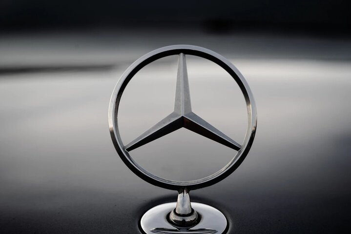 Titisee-Neustadt to Frankfurt one way Private Transfer