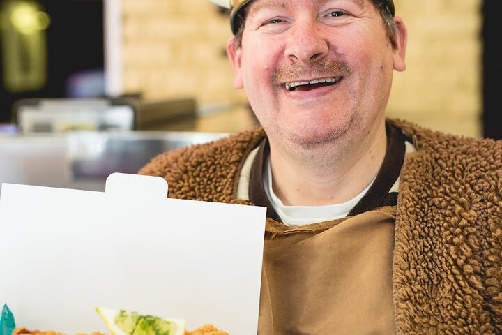 Dublin Historical Centre Food Tour with 7 Food Tastings & Drinks