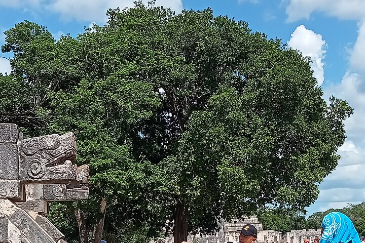 Private Tour in Chichen Itza Official History Guide