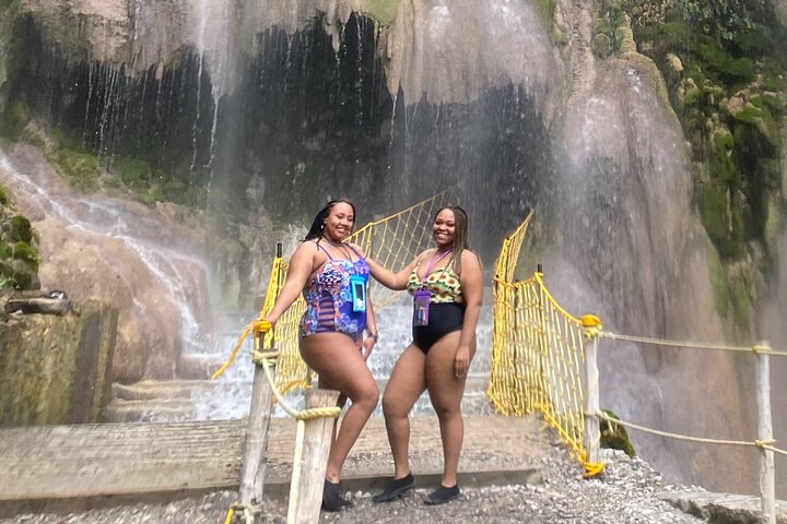 Full-Day Tour Exploring the Waters of Tolantongo