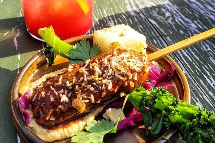 Utrecht Walking Food Tour with 7 Gourmet Dishes & Local Guide