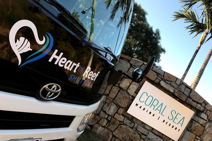 Airport Transfer to Shute Harbour / Renta Yacht / Freedom Shores