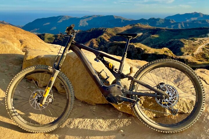 Scenic Malibu Overlook Electric Bike Tour for Beginners