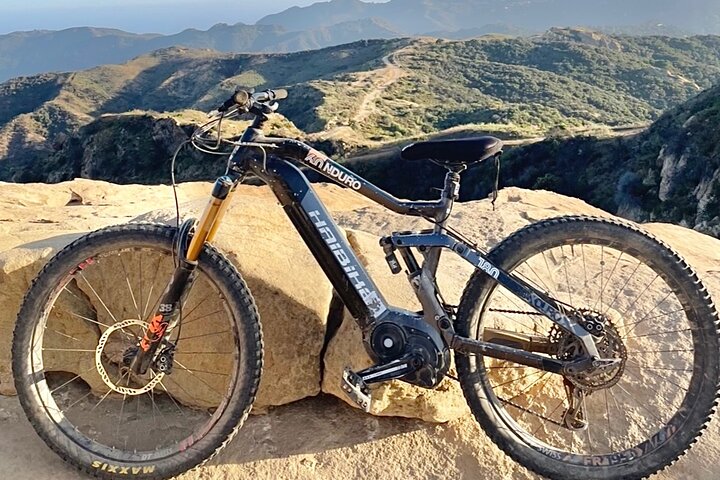 Malibu Waterfall eMTB & Hiking Adventure (Beginner)
