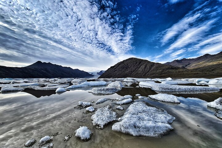 Private Tour Höfn: Jokulsárlón , Diamond Beach, Secret Glacier