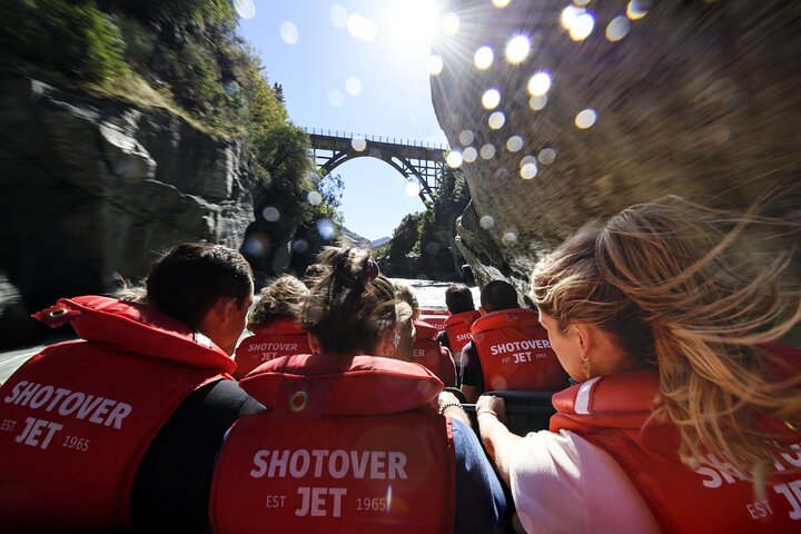 Shotover River Extreme Jet Boat Ride in Queenstown