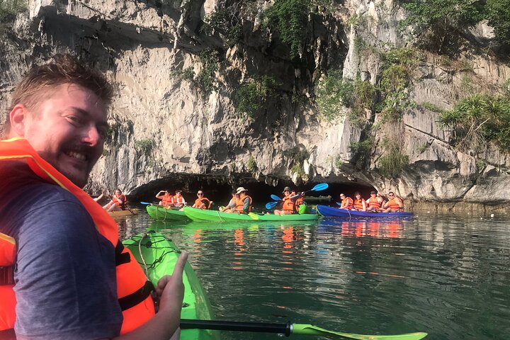 Lan Ha - Ha Long Bay - Dau Be island 2D/1N from Cat Ba in less touristy areas.