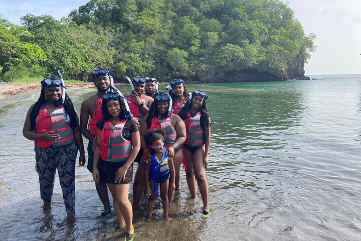 Crystal kayaking in St. Vincent - Siteseeing with Cass