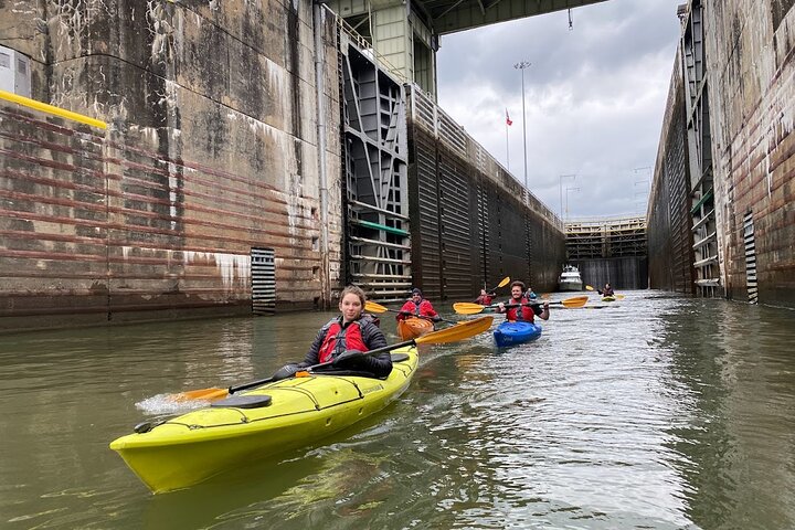 Chickamauga Dam Lock Kayak Tour by Chattanooga Guided Adventures