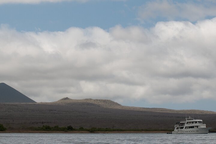 Floreana Island Full Day Tour Including Hiking and Snorkeling