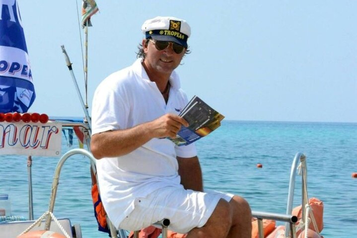 Capo Vaticano Boat Tour with Snorkeling and Aperitif from Tropea