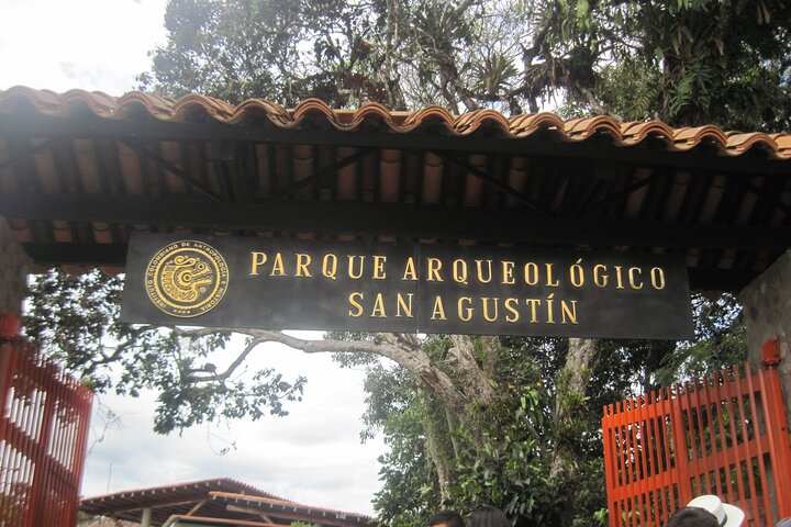Pass San Agustin