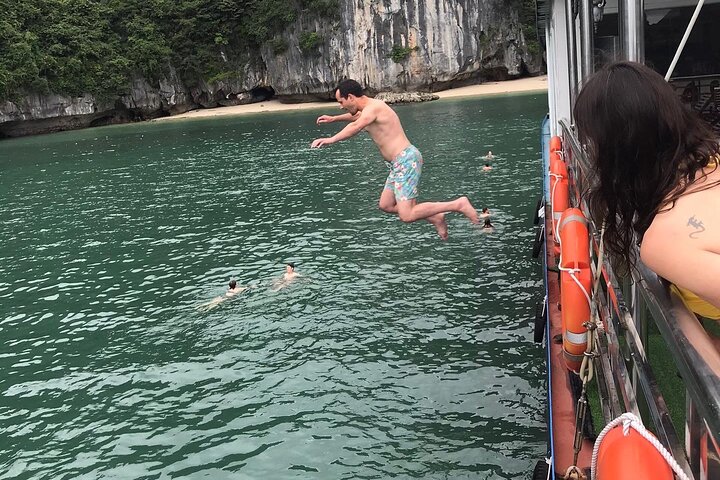 Full day trip to Lan Ha-Ha Long Bay from Cat Ba, avoid the crowds