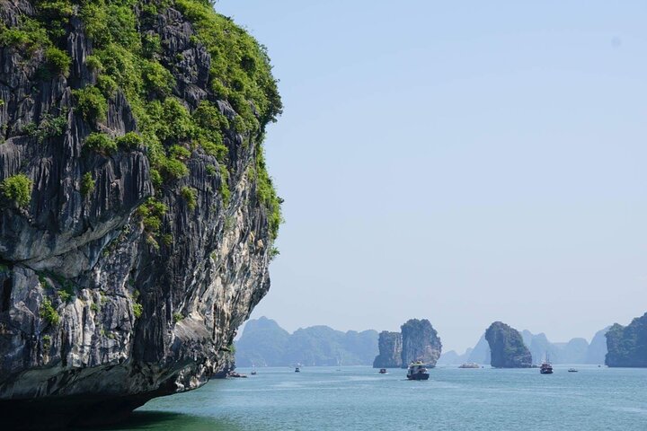 Full day trip to Lan Ha-Ha Long Bay from Cat Ba, avoid the crowds