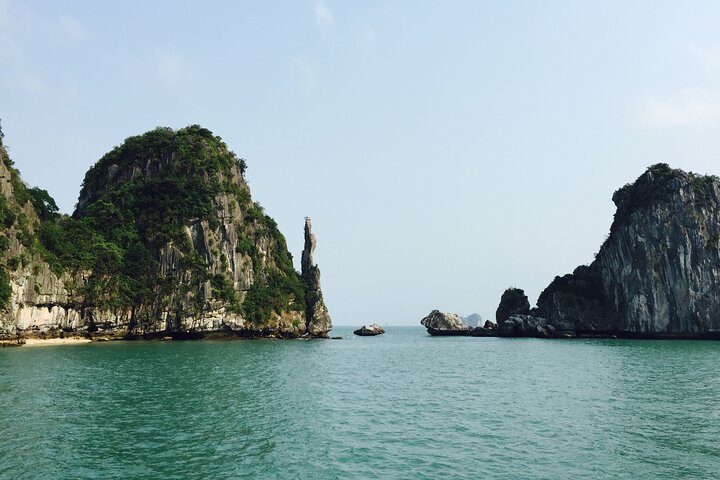 Full day trip to Lan Ha-Ha Long Bay from Cat Ba, avoid the crowds
