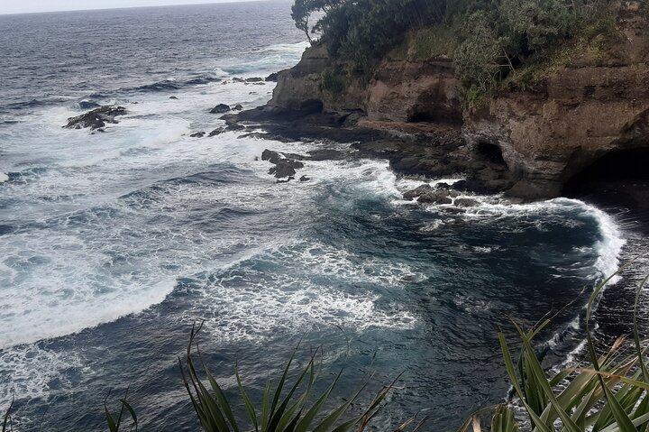 Tanna Island: Full Day Tour Including Mt Yasur Volcano and the Hotspring