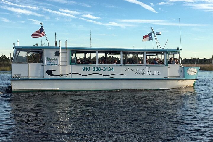 Eagles Island 50 minute Narrated Boat Cruise