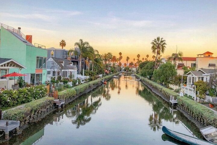 Luxury full day Los Angeles Tour – Private SUV Experience