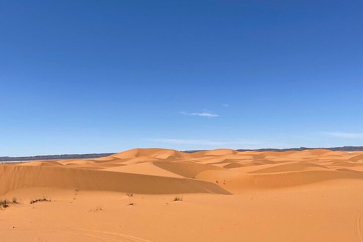 Luxury Camp in Merzouga Desert with Camel Trekking, Vehicule 4WD
