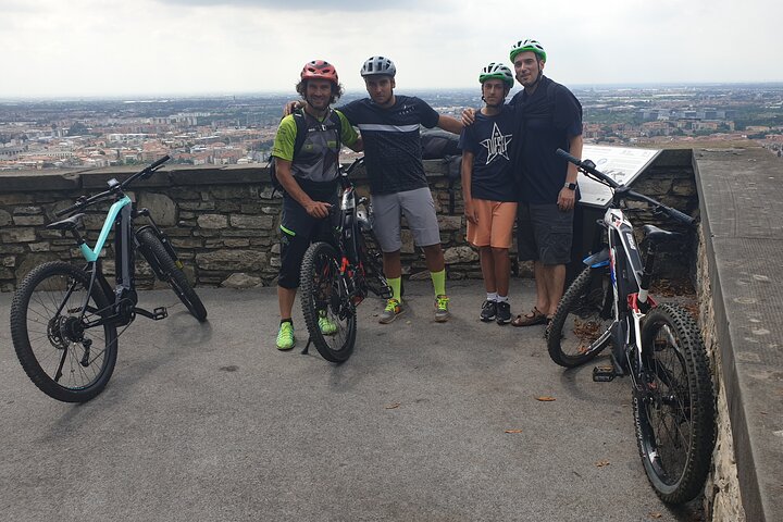 e-bike tour of Bergamo and its surroundings