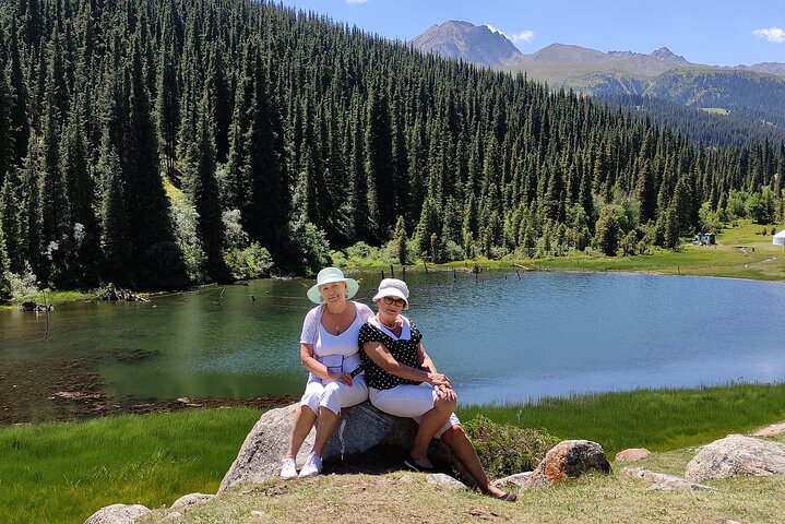 10-Hour Private SUV Tour Along the Grigorievsky and Semenovsky Gorges