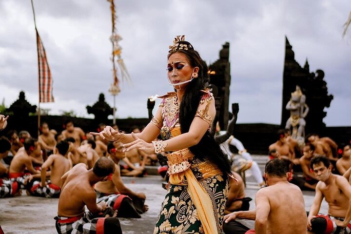 Kecak and Fire Dance Ticket at Uluwatu Temple
