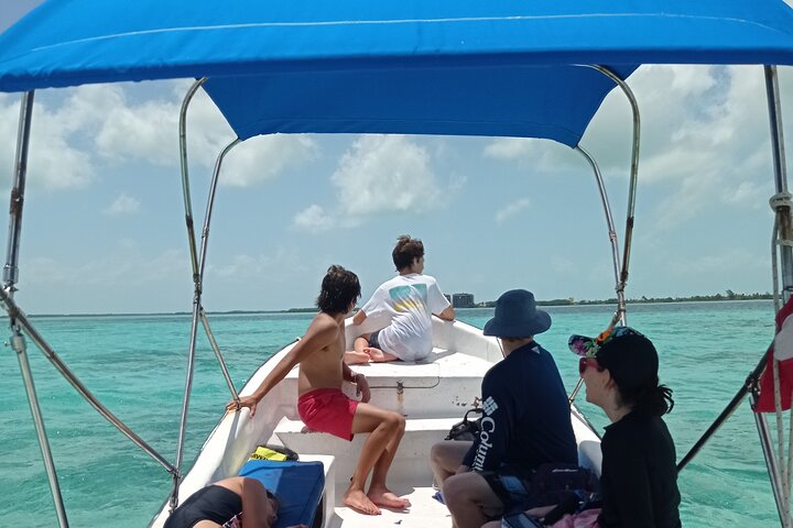 Private Snorkeling in Hol Chan Marine Reserve and Shark Ray Alley