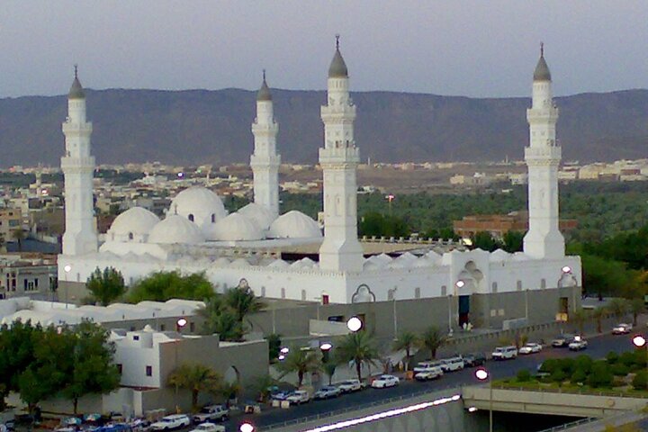 Madinah Ziyarat Private Tour – Holy & Historical Islamic Sites