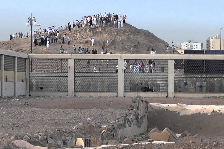 Madinah Ziyarat Private Tour – Holy & Historical Islamic Sites