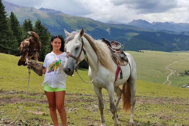 10-Hour Private SUV Tour Along the Grigorievsky and Semenovsky Gorges