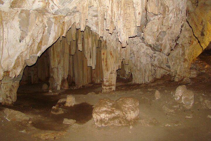 Discovering São Miguel's Grotto