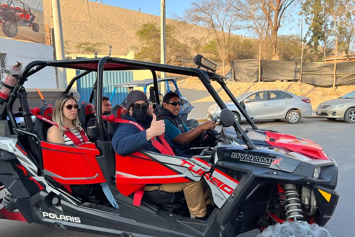 HUACACHINA : UTV Private Can-Am + Sandboard – Ica