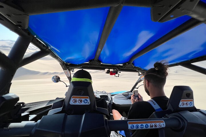 HUACACHINA : UTV Private Can-Am + Sandboard – Ica