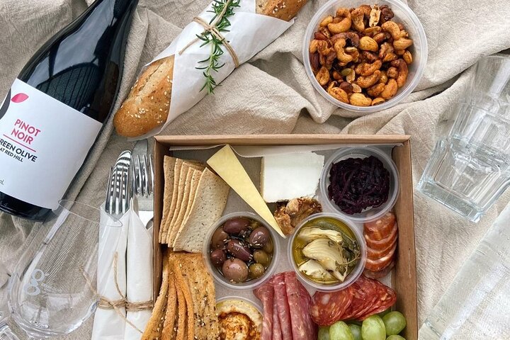 Private Farm Picnic for 2 at Red Hill on the Mornington Peninsula