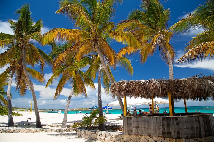 Prickly Pear Catamaran Trip from St Maarten Including Lunch